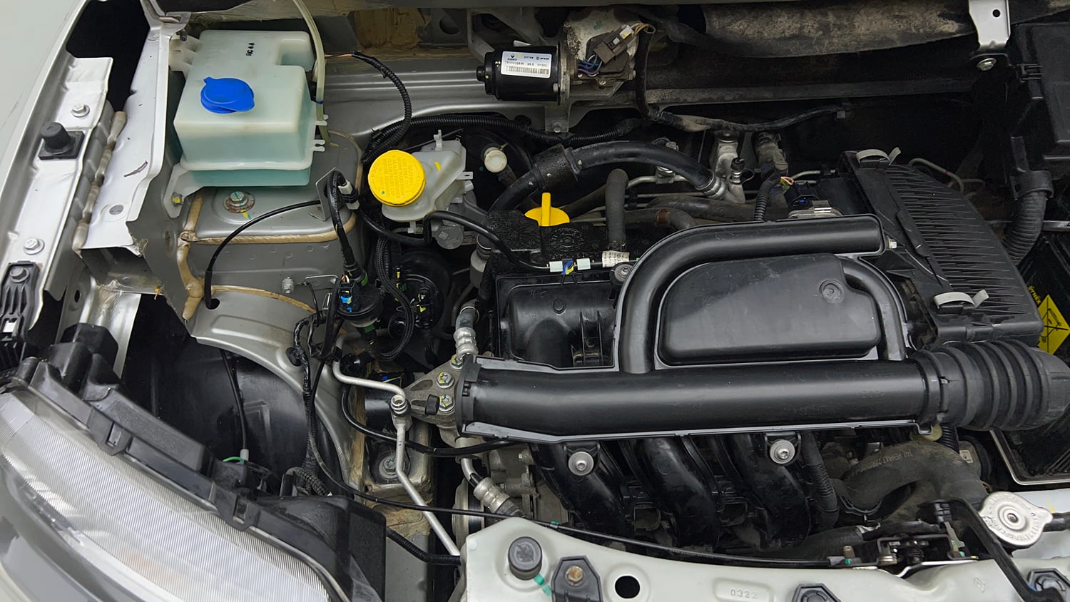 Used 2022 Renault Kwid CLIMBER AMT Petrol Automatic engine ENGINE RIGHT SIDE VIEW