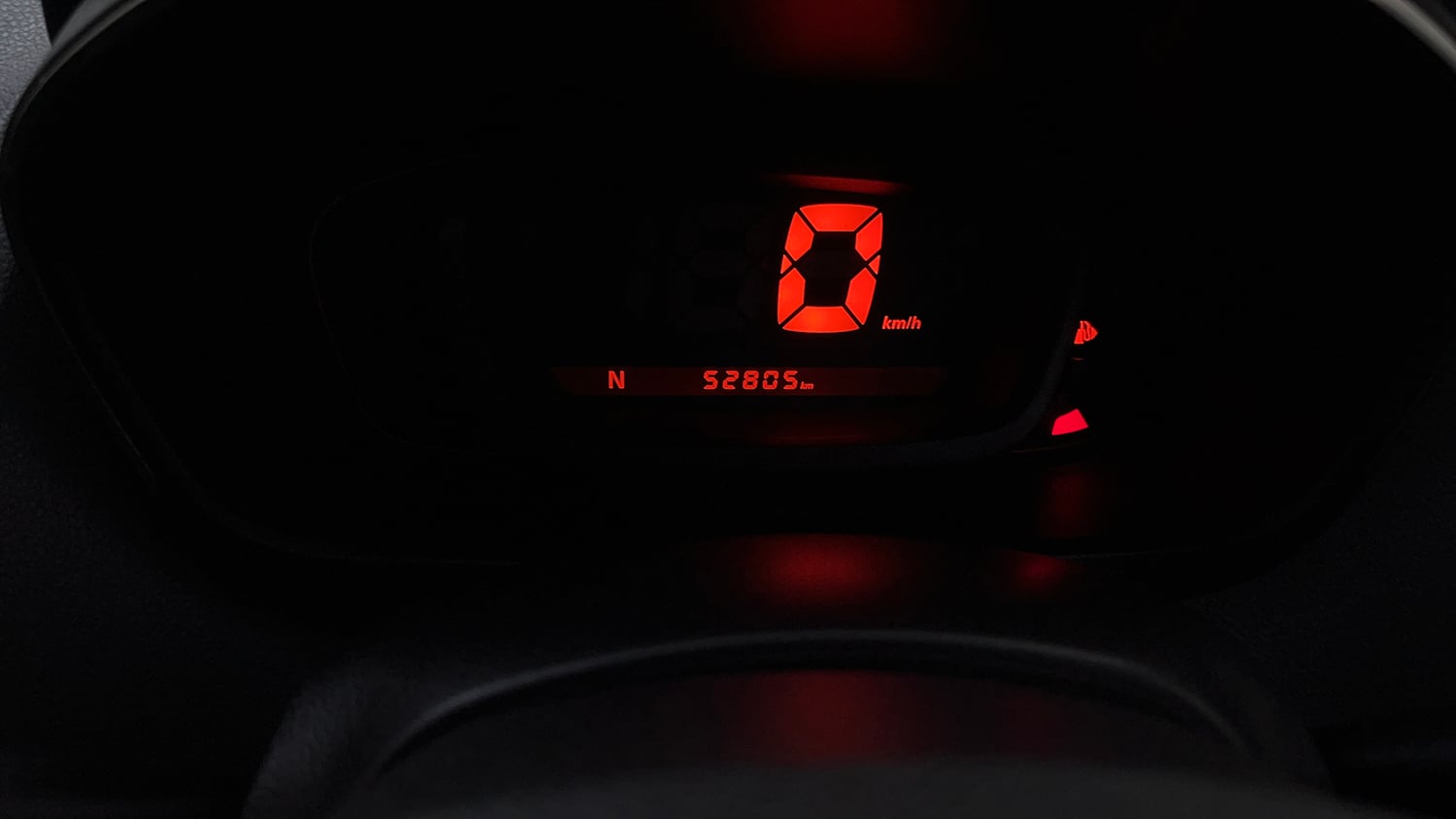 Used 2018 Renault Kwid 1.0 RXT AMT Opt Petrol Automatic interior CLUSTERMETER VIEW