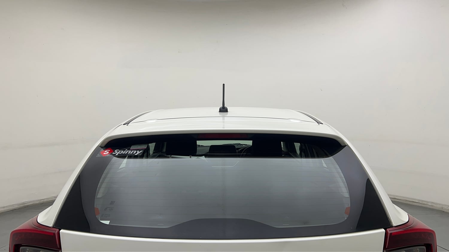 Used 2023 Maruti Suzuki Baleno Delta AGS Petrol Automatic exterior BACK WINDSHIELD VIEW