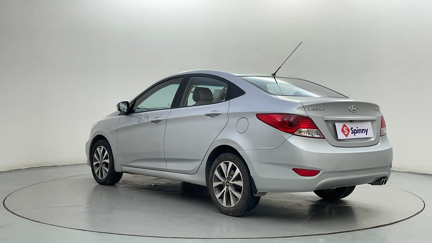 Used 2014 Hyundai Verna Fluidic 1.6 VTVT SX Petrol Manual exterior LEFT REAR CORNER VIEW