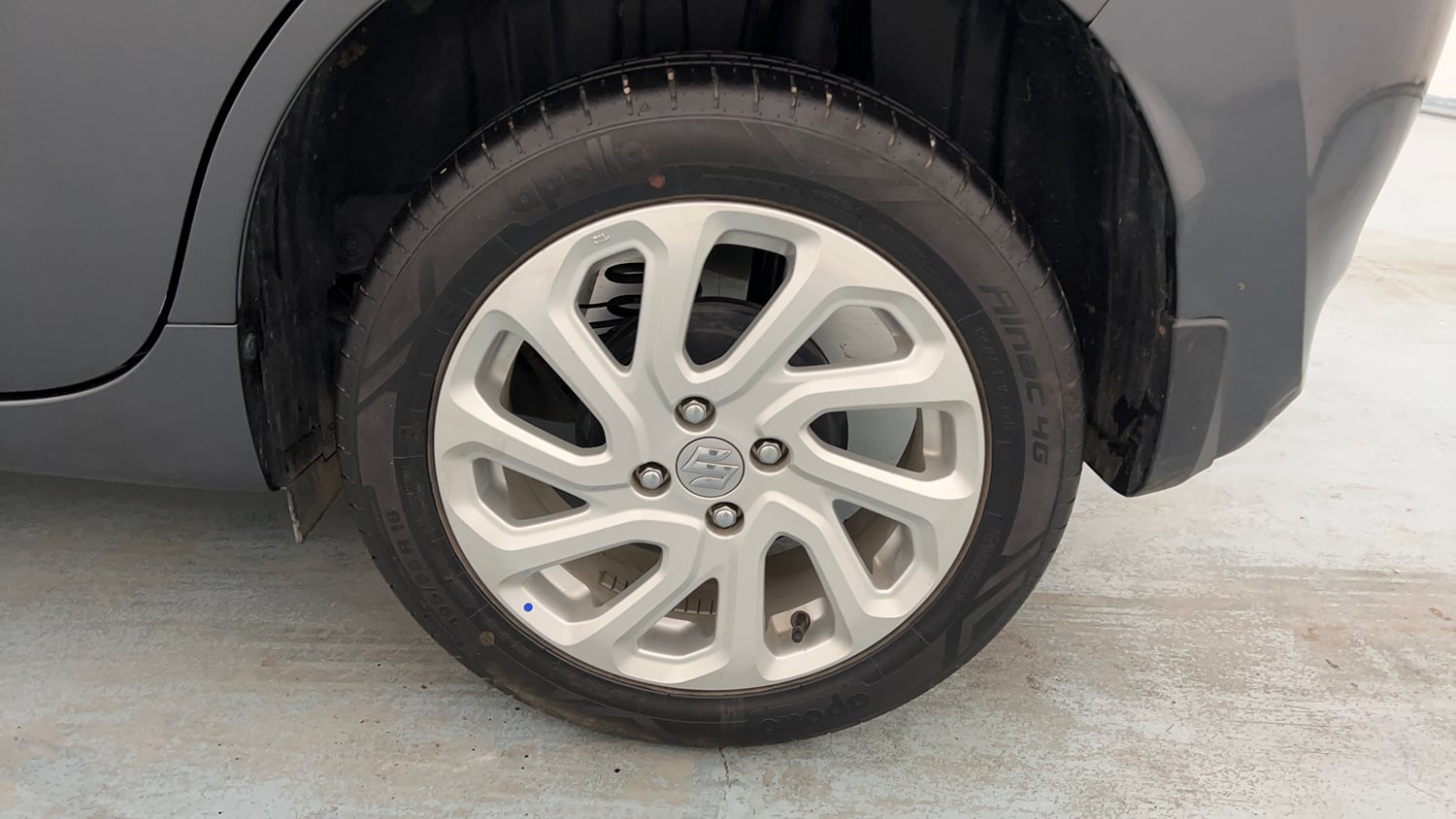 Used 2024 Maruti Suzuki Baleno Zeta MT Petrol Manual tyres LEFT REAR TYRE RIM VIEW