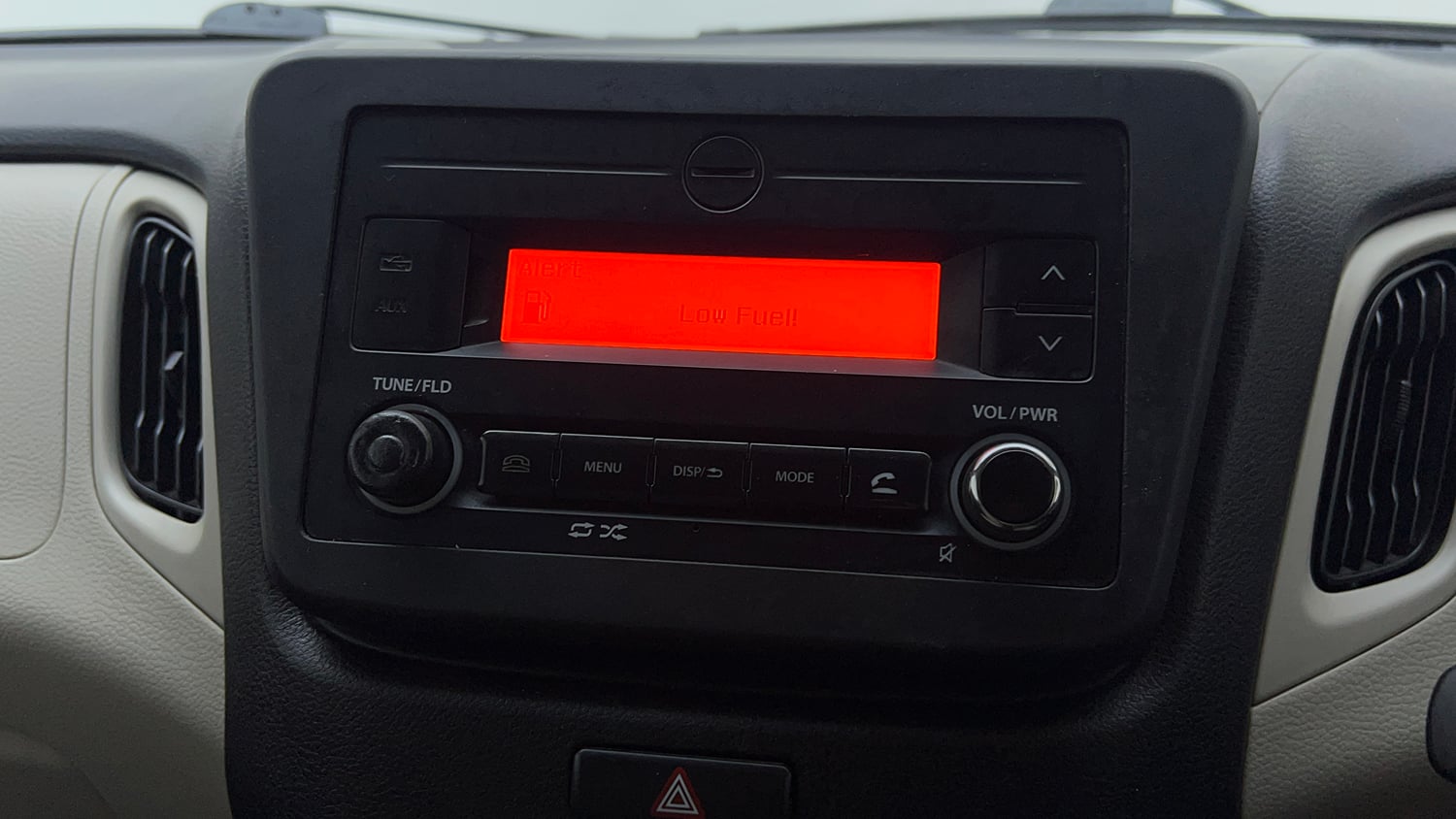 Used 2022 Maruti Suzuki Wagon R 1.0 VXi (O) 1.0 Petrol Manual top_features Integrated (in-dash) music system