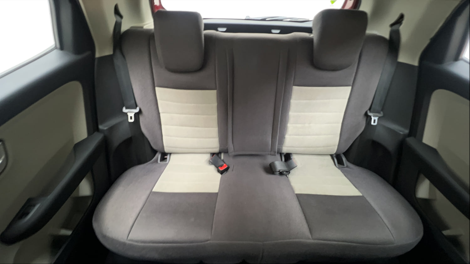 Used 2021 Tata Altroz XZ Petrol Petrol Manual interior REAR SEAT CONDITION VIEW