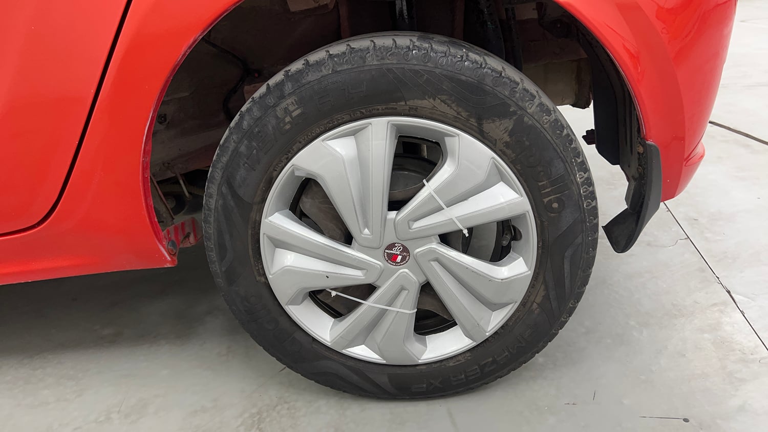 Used 2023 Tata Tiago XT CNG Cng Manual tyres LEFT REAR TYRE RIM VIEW
