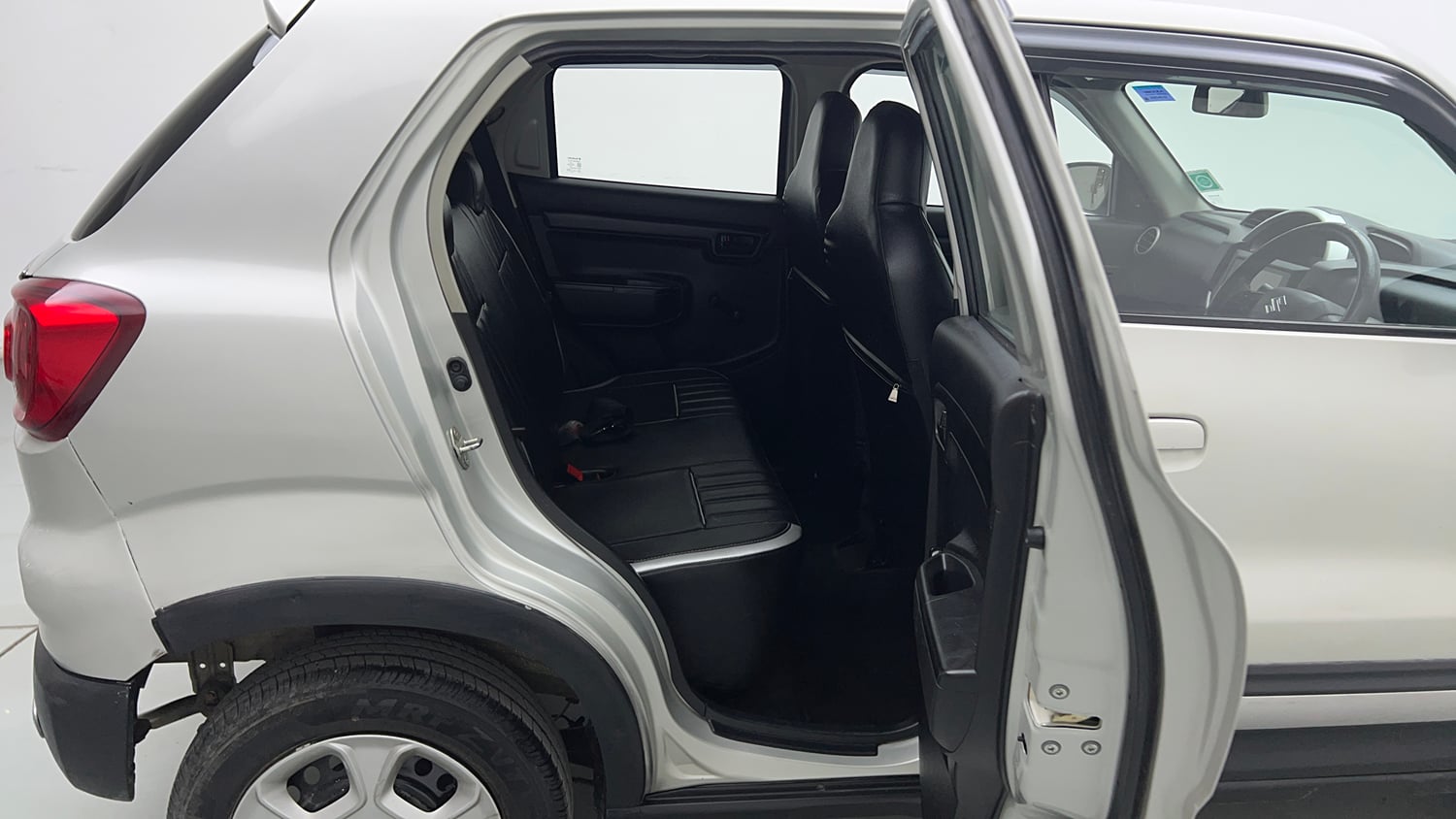 Used 2020 Maruti Suzuki S-Presso VXi Plus AMT Petrol Automatic interior RIGHT SIDE REAR DOOR CABIN VIEW