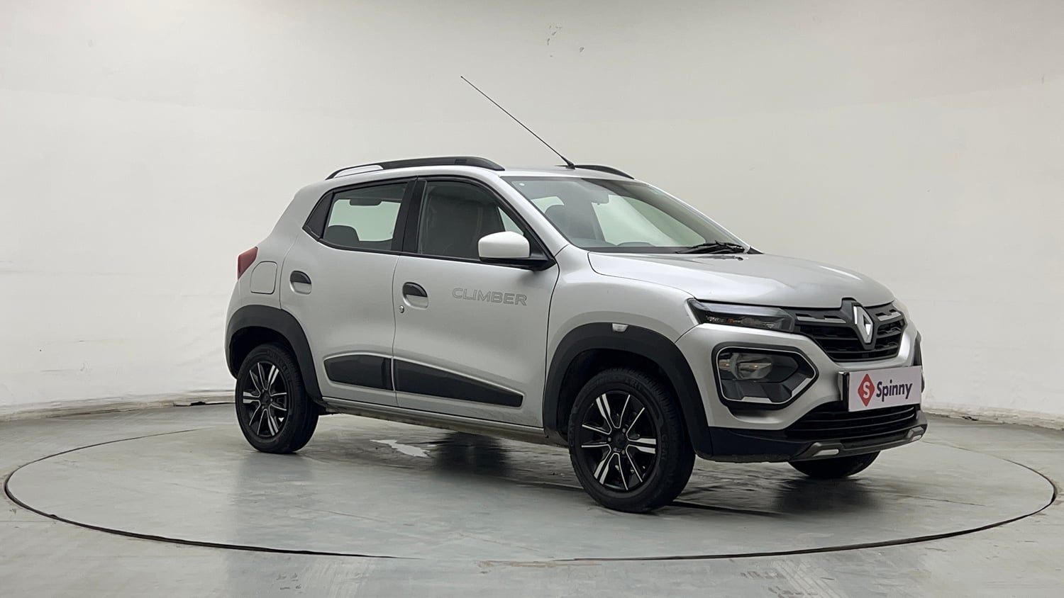 Used 2022 Renault Kwid CLIMBER AMT Petrol Automatic exterior RIGHT FRONT CORNER VIEW