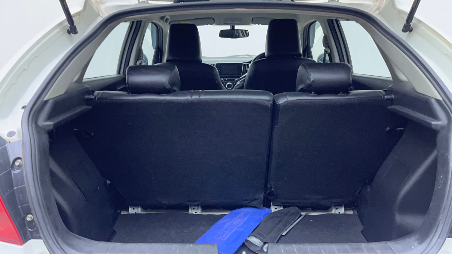 Used 2022 Maruti Suzuki Baleno Zeta Petrol Manual interior DICKY INSIDE VIEW