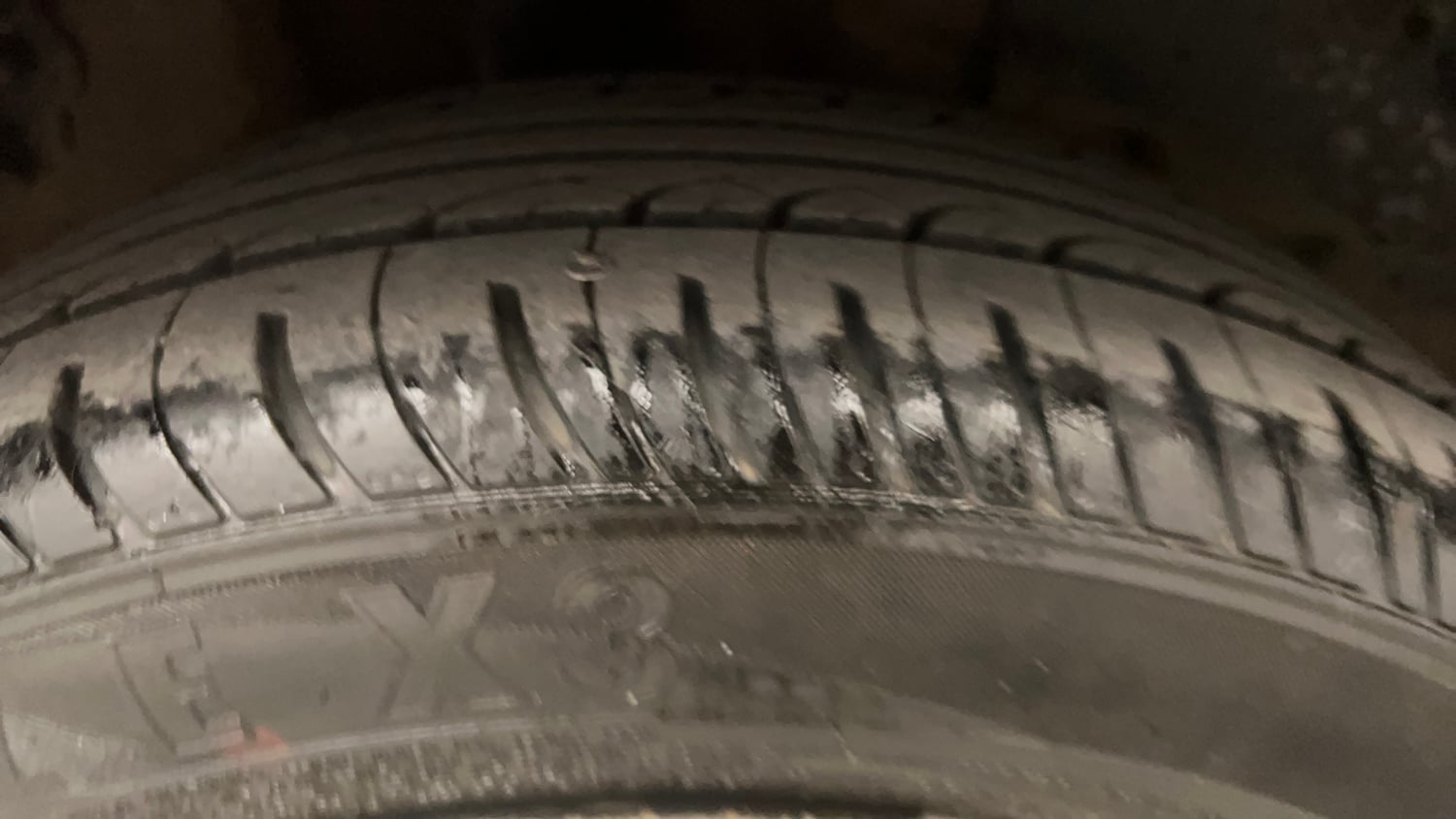Used 2017 Tata Tigor Revotron XZ (O) Petrol Manual tyres RIGHT REAR TYRE TREAD VIEW