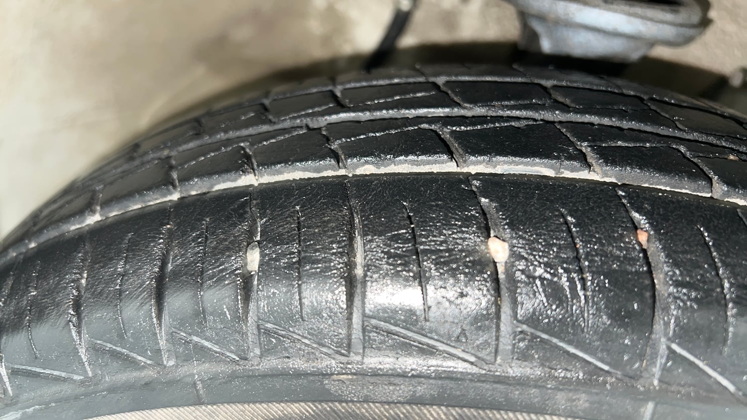 Used 2020 Maruti Suzuki Alto 800 VXi Petrol Manual tyres RIGHT FRONT TYRE TREAD VIEW