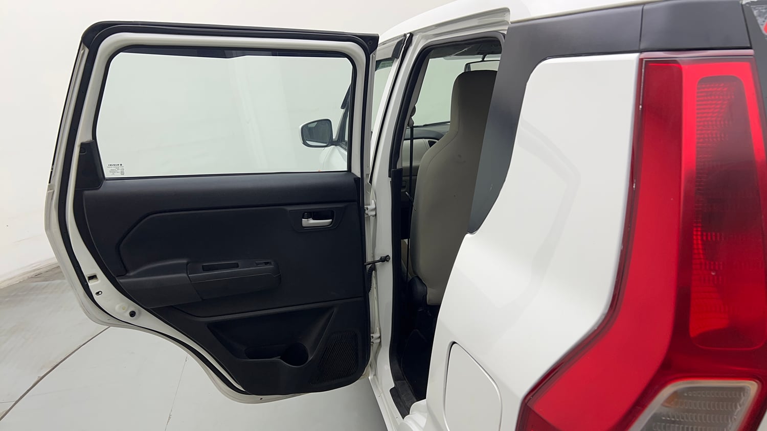 Used 2022 Maruti Suzuki Wagon R 1.0 VXi (O) 1.0 Petrol Manual interior LEFT REAR DOOR OPEN VIEW