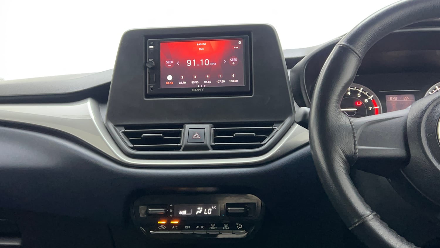 Used 2022 Maruti Suzuki Baleno Sigma MT Petrol Manual interior MUSIC SYSTEM & AC CONTROL VIEW