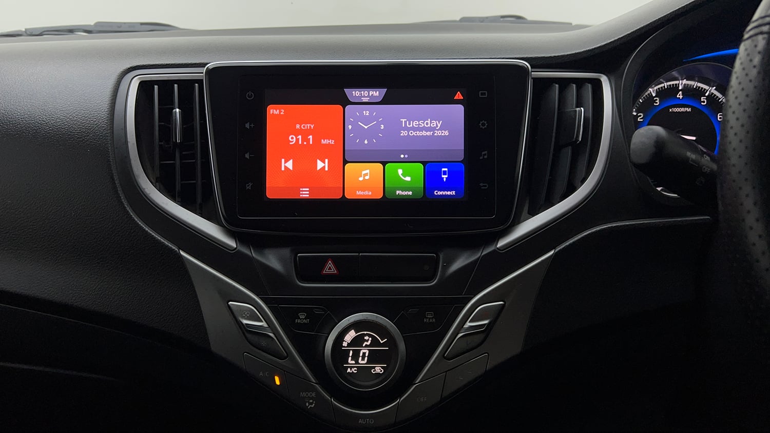 Used 2019 Maruti Suzuki Baleno Zeta Petrol Manual top_features Integrated (in-dash) music system
