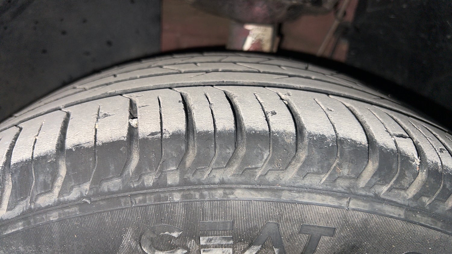 Used 2022 Volkswagen Virtus GT Plus 1.5 TSI EVO DSG Petrol Automatic tyres LEFT FRONT TYRE TREAD VIEW