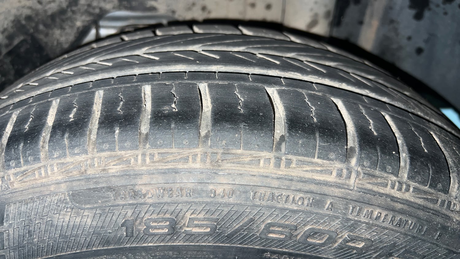 Used 2018 Ford Freestyle Titanium 1.2 Ti-VCT Petrol Manual tyres LEFT REAR TYRE TREAD VIEW