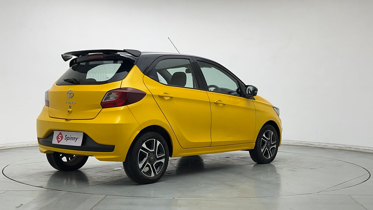 Used 2020 Tata Tiago XZA Plus Petrol Automatic exterior RIGHT REAR CORNER VIEW