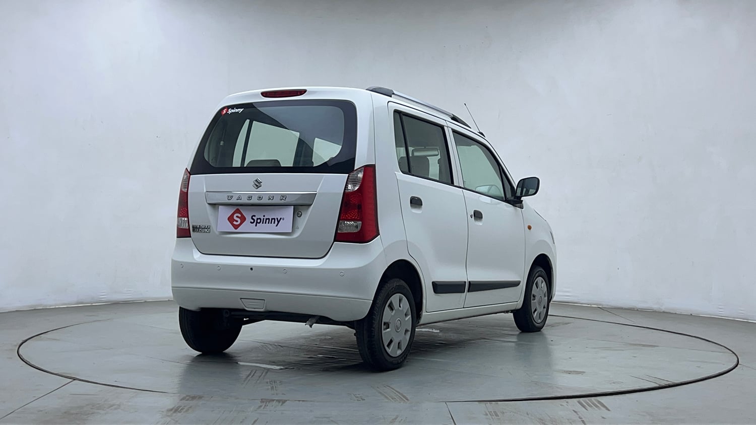 Used 2018 Maruti Suzuki Wagon R LXI Petrol Manual exterior RIGHT REAR CORNER VIEW