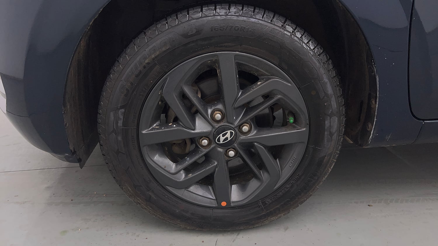 Used 2022 Hyundai Grand i10 Nios Sportz 1.2 Kappa VTVT Petrol Manual tyres LEFT FRONT TYRE RIM VIEW
