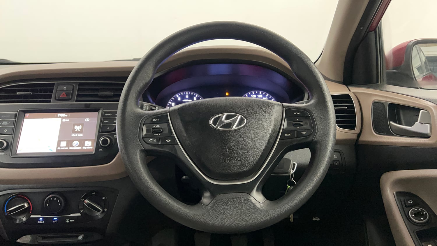 Used 2019 Hyundai Elite i20 Sportz Plus 1.2 Petrol Manual interior STEERING VIEW