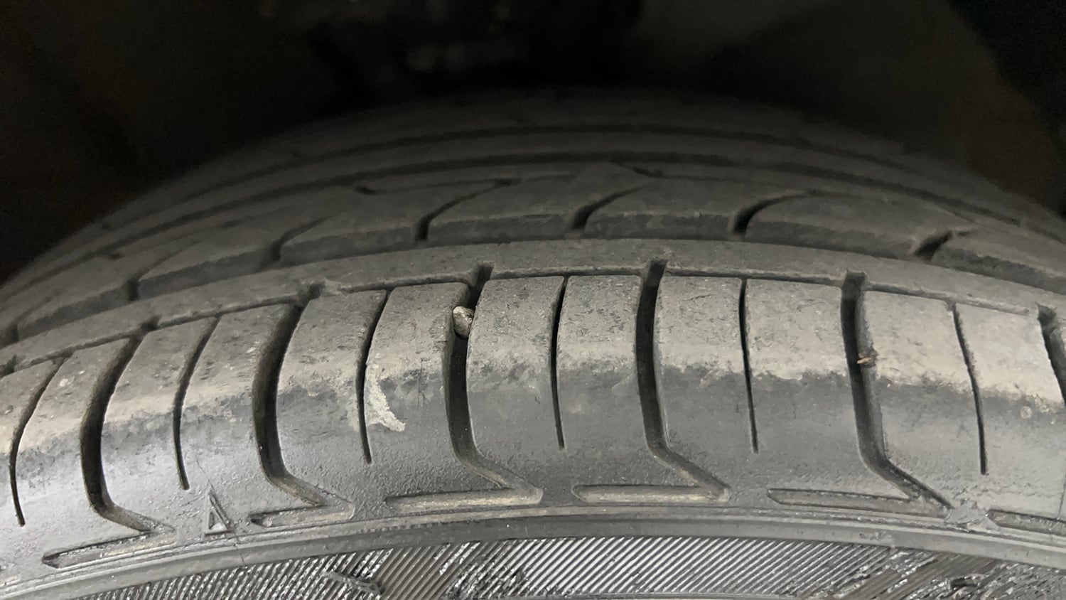 Used 2013 Hyundai Verna Fluidic 1.6 VTVT SX Petrol Manual tyres RIGHT FRONT TYRE TREAD VIEW