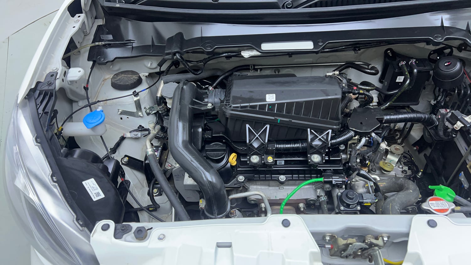 Used 2025 Maruti Suzuki Celerio VXi Petrol Manual engine ENGINE RIGHT SIDE VIEW