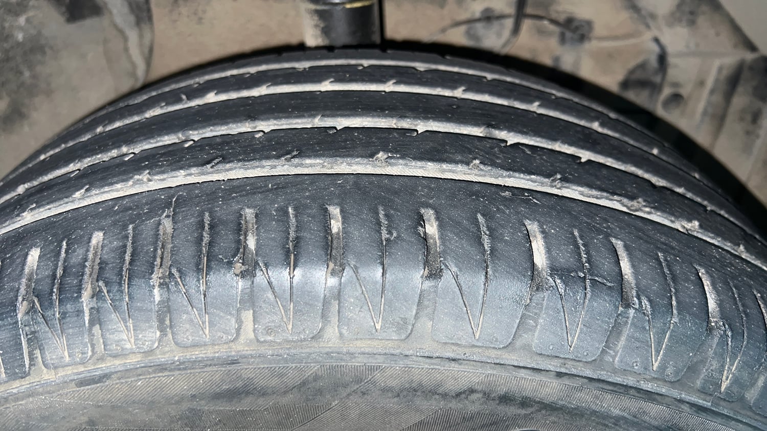 Used 2021 Toyota Urban Cruiser Premium Grade MT Petrol Manual tyres RIGHT FRONT TYRE TREAD VIEW