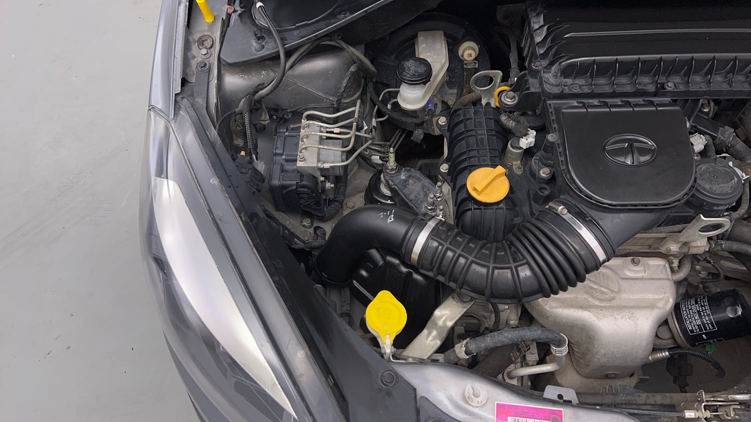 Used 2020 Tata Tiago Revotron XZ Plus Petrol Manual engine ENGINE RIGHT SIDE VIEW