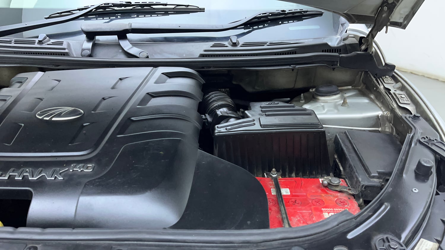 Used 2017 Mahindra XUV500 W4 Diesel Manual engine ENGINE LEFT SIDE VIEW