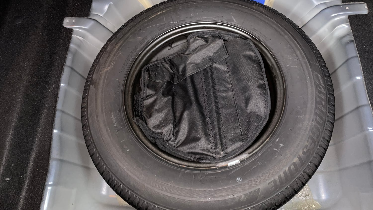 Used 2023 Tata Altroz XZ Plus (S) Petrol Manual tyres SPARE TYRE VIEW