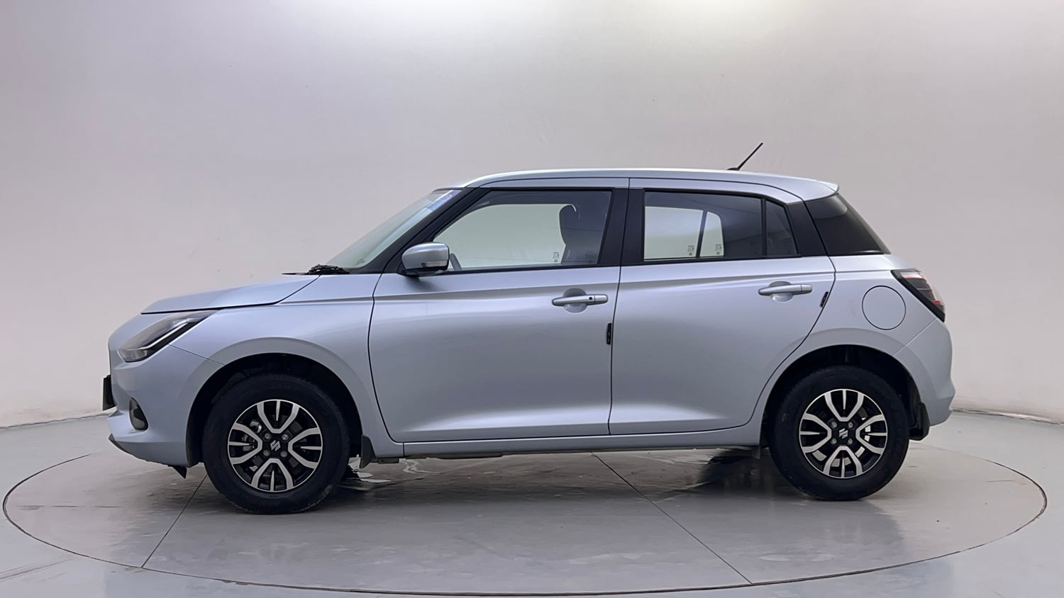 Used 2026 Maruti Suzuki Swift VXi (O) Petrol Manual exterior LEFT SIDE VIEW