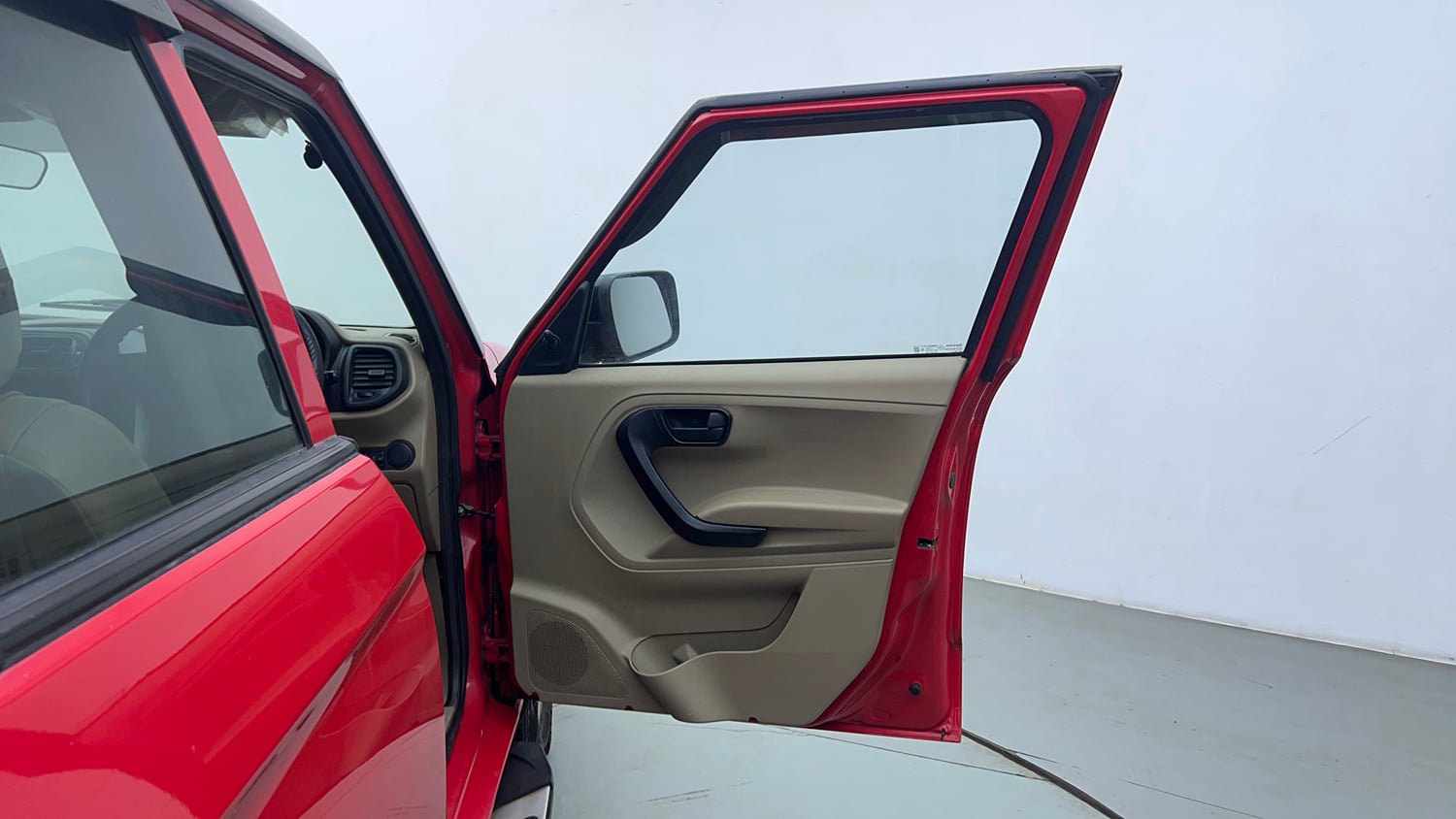 Used 2020 Mahindra TUV300 T4 Plus Diesel Manual interior RIGHT FRONT DOOR OPEN VIEW