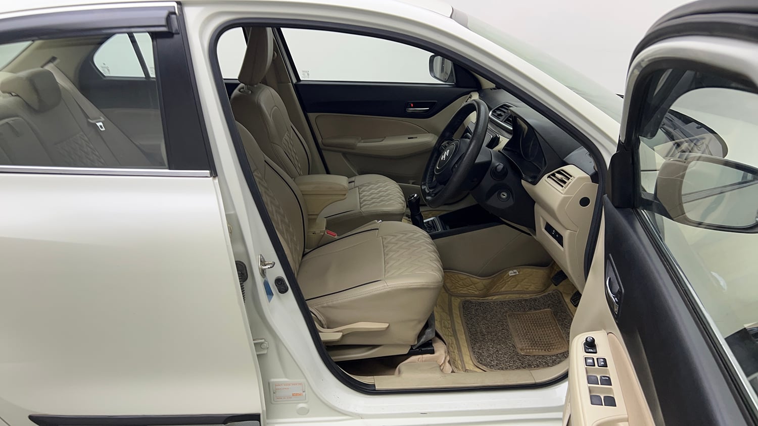 Used 2021 Maruti Suzuki Dzire VXi Petrol Manual interior RIGHT SIDE FRONT DOOR CABIN VIEW