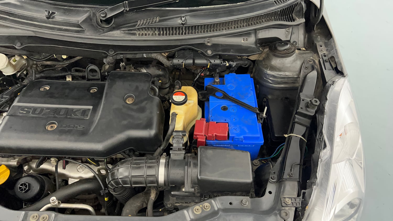 Used 2014 Maruti Suzuki Swift Dzire VDI Diesel Manual engine ENGINE LEFT SIDE VIEW