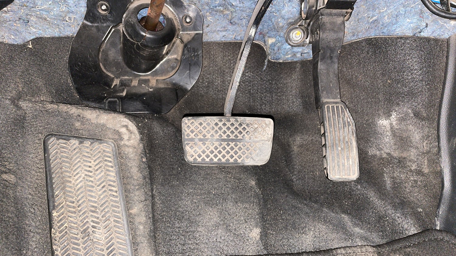 Used 2015 Honda Jazz V AT Petrol Petrol Automatic interior PEDALS VIEW