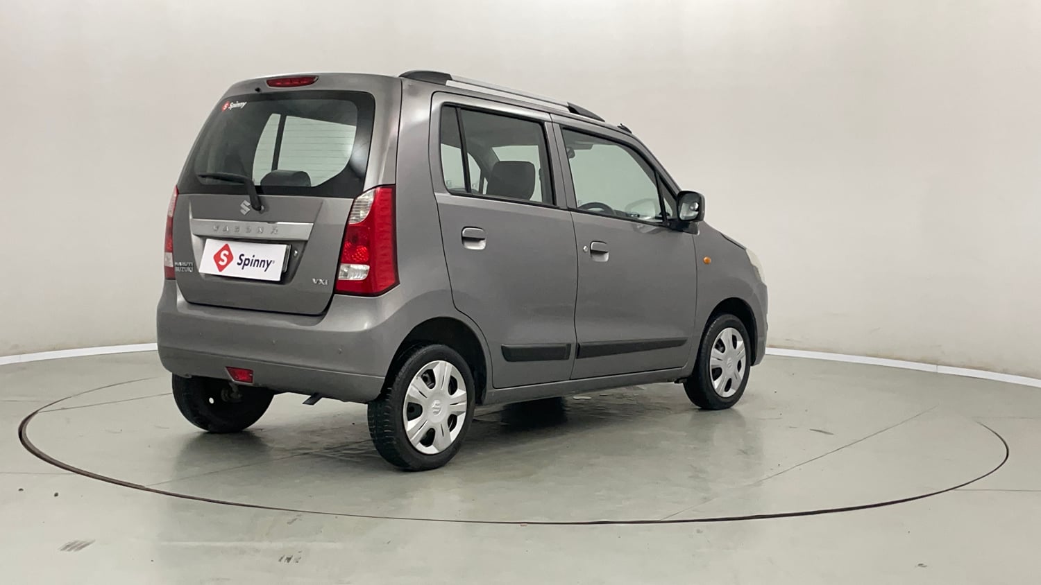 Used 2015 Maruti Suzuki Wagon R VXI Petrol Manual exterior RIGHT REAR CORNER VIEW