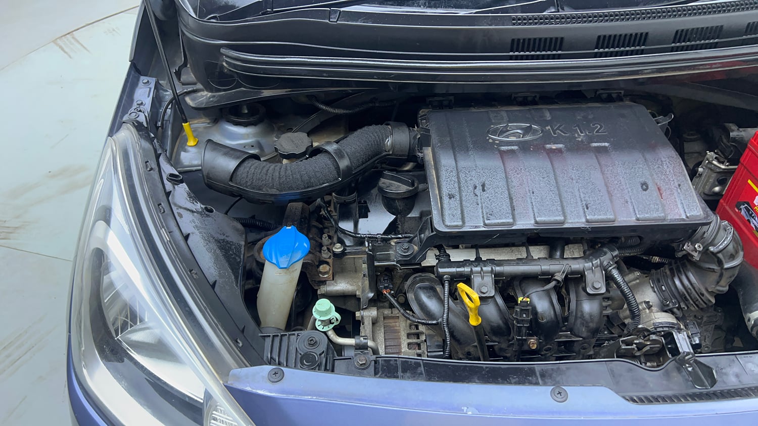 Used 2015 Hyundai Xcent SX 1.2 Petrol Manual engine ENGINE RIGHT SIDE VIEW