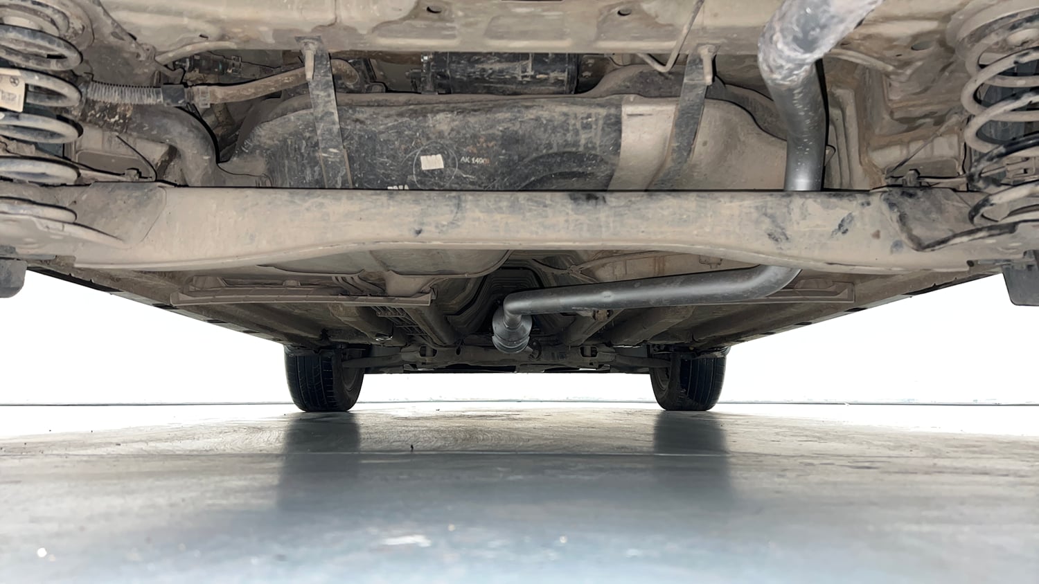 Used 2020 Kia Seltos HTX 1.5 Petrol Manual extra REAR UNDERBODY VIEW (TAKEN FROM REAR)