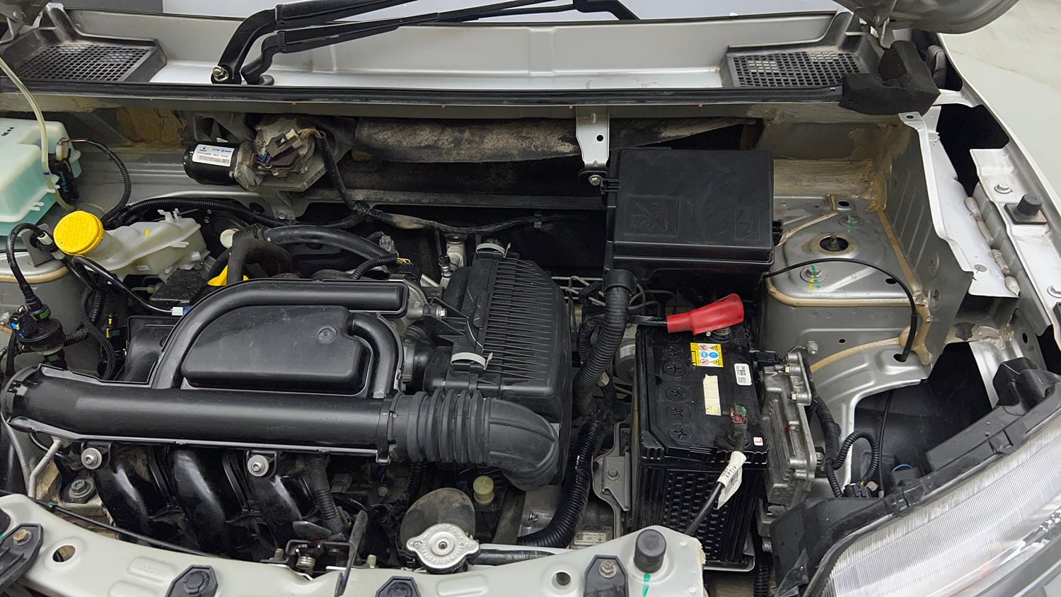 Used 2022 Renault Kwid CLIMBER AMT Petrol Automatic engine ENGINE LEFT SIDE VIEW
