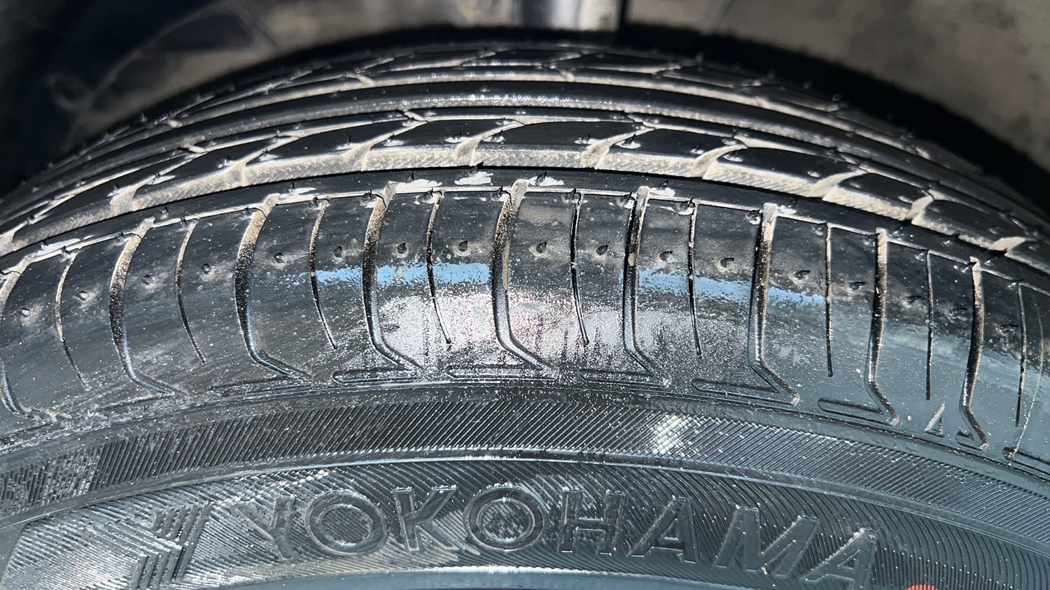 Used 2018 Maruti Suzuki Dzire VXi AMT Petrol Automatic tyres LEFT FRONT TYRE TREAD VIEW