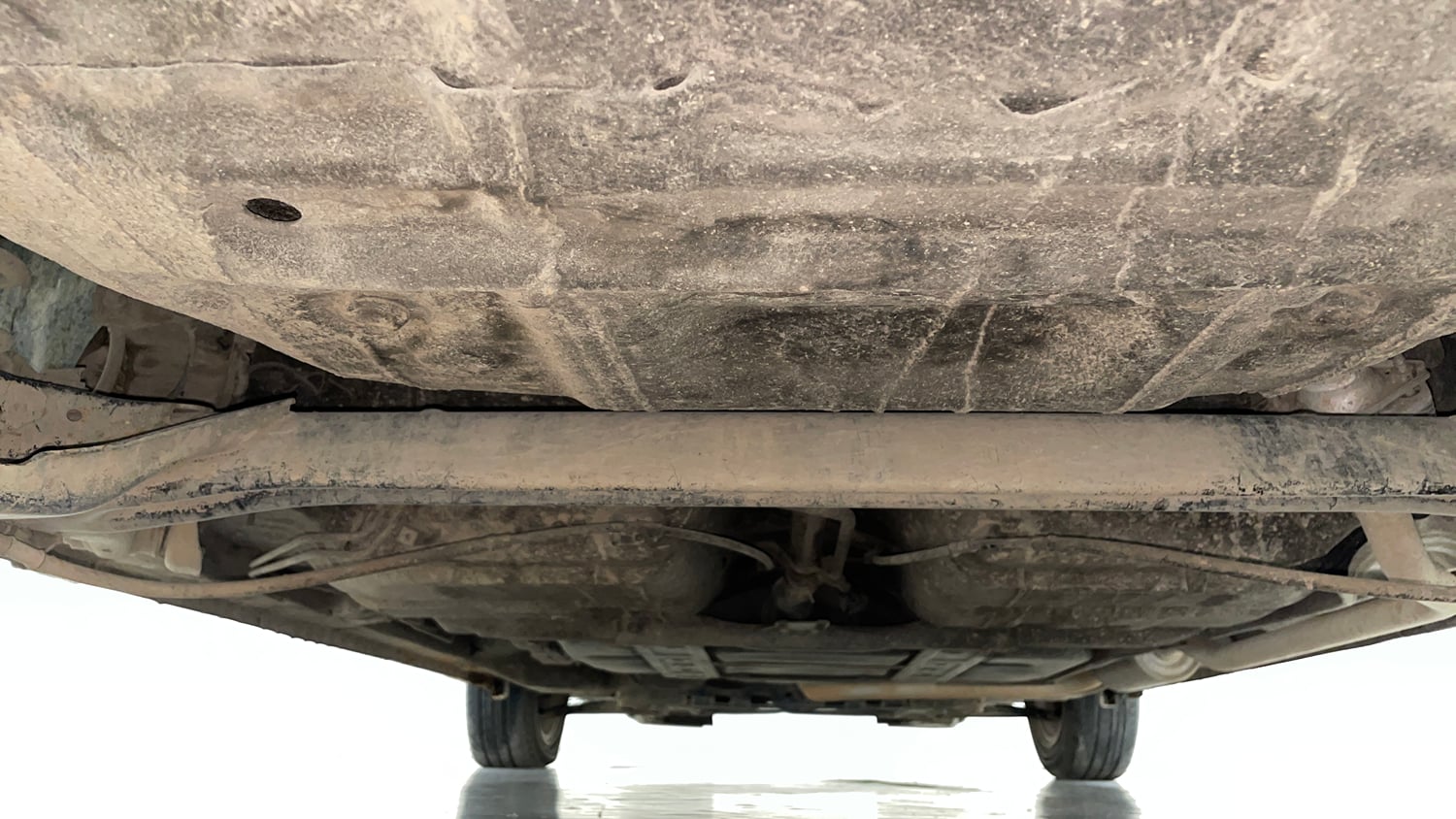 Used 2015 Honda Jazz V AT Petrol Petrol Automatic extra REAR UNDERBODY VIEW (TAKEN FROM REAR)