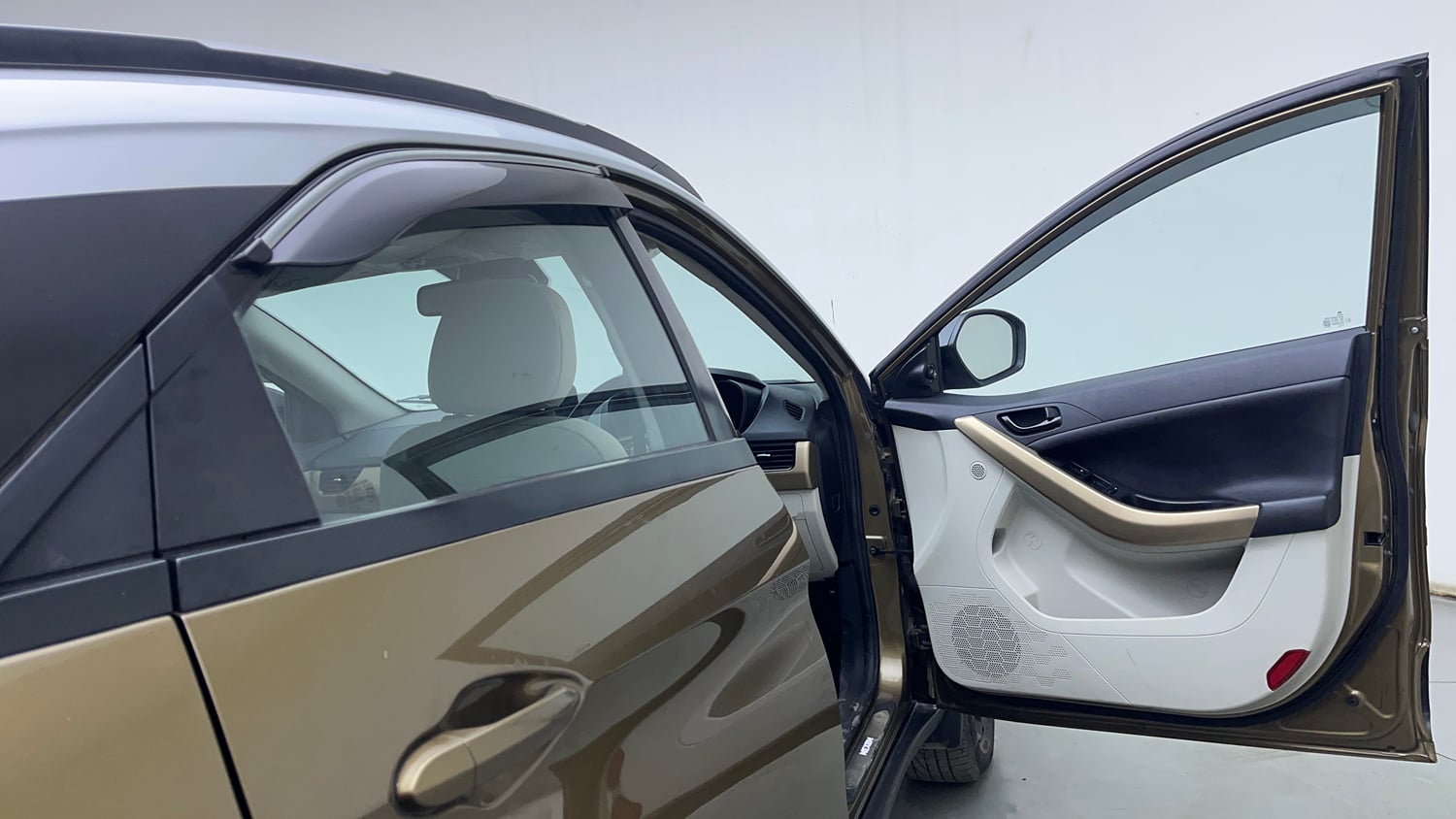 Used 2022 Tata Nexon XZA Plus (Premium) Diesel Jet Diesel Automatic interior RIGHT FRONT DOOR OPEN VIEW
