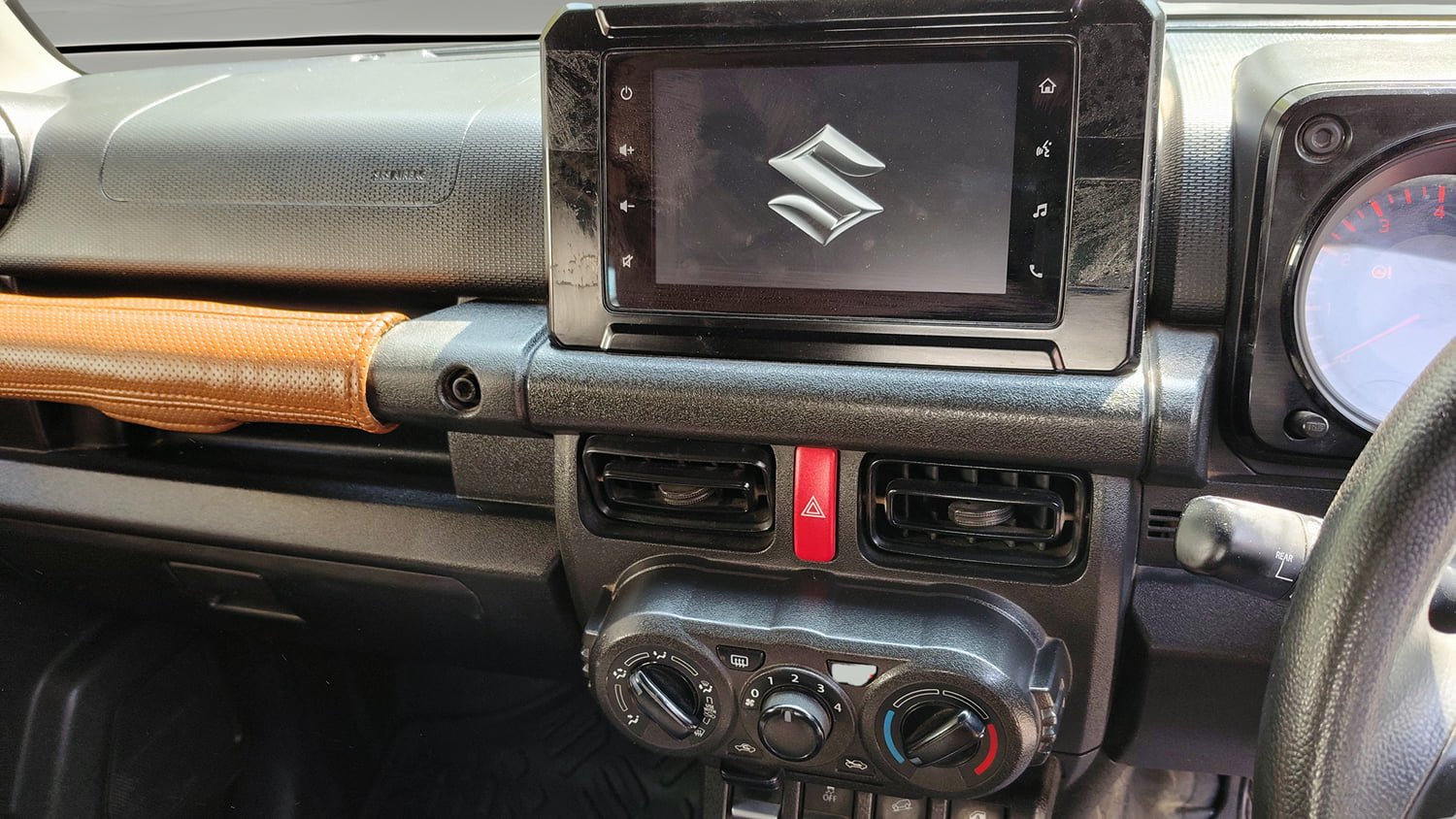 Used 2024 Maruti Suzuki Jimny Zeta MT Petrol Manual interior MUSIC SYSTEM & AC CONTROL VIEW