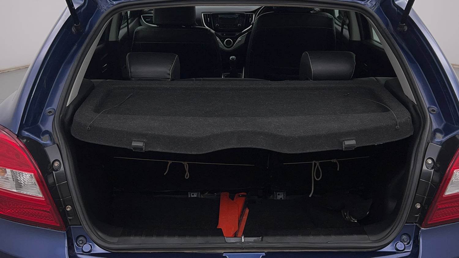 Used 2018 Maruti Suzuki Baleno Zeta 1.2 Petrol Manual interior DICKY INSIDE VIEW