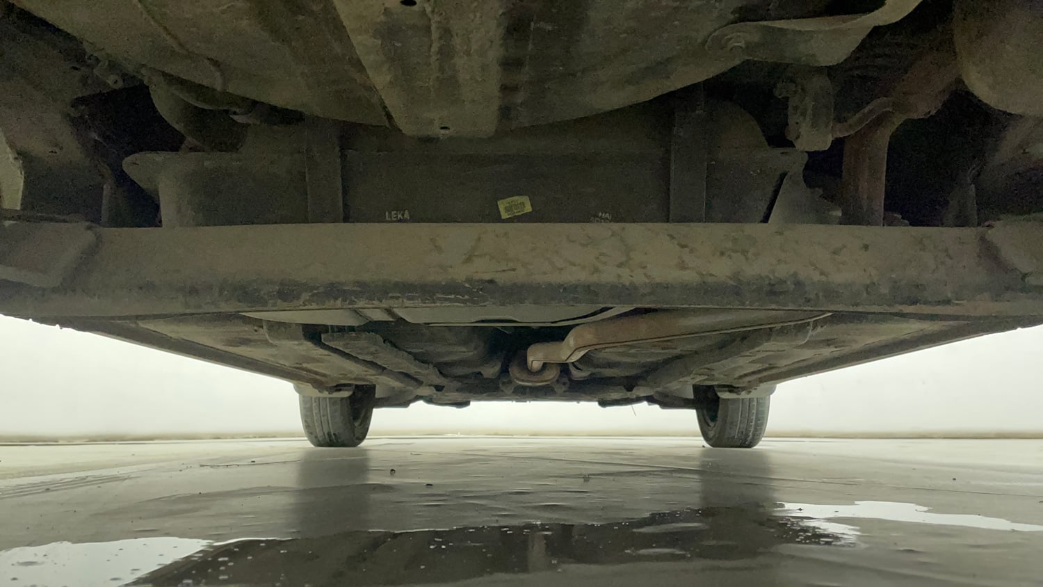 Used 2016 Hyundai Grand i10 Magna AT 1.2 Kappa VTVT Petrol Automatic extra REAR UNDERBODY VIEW (TAKEN FROM REAR)