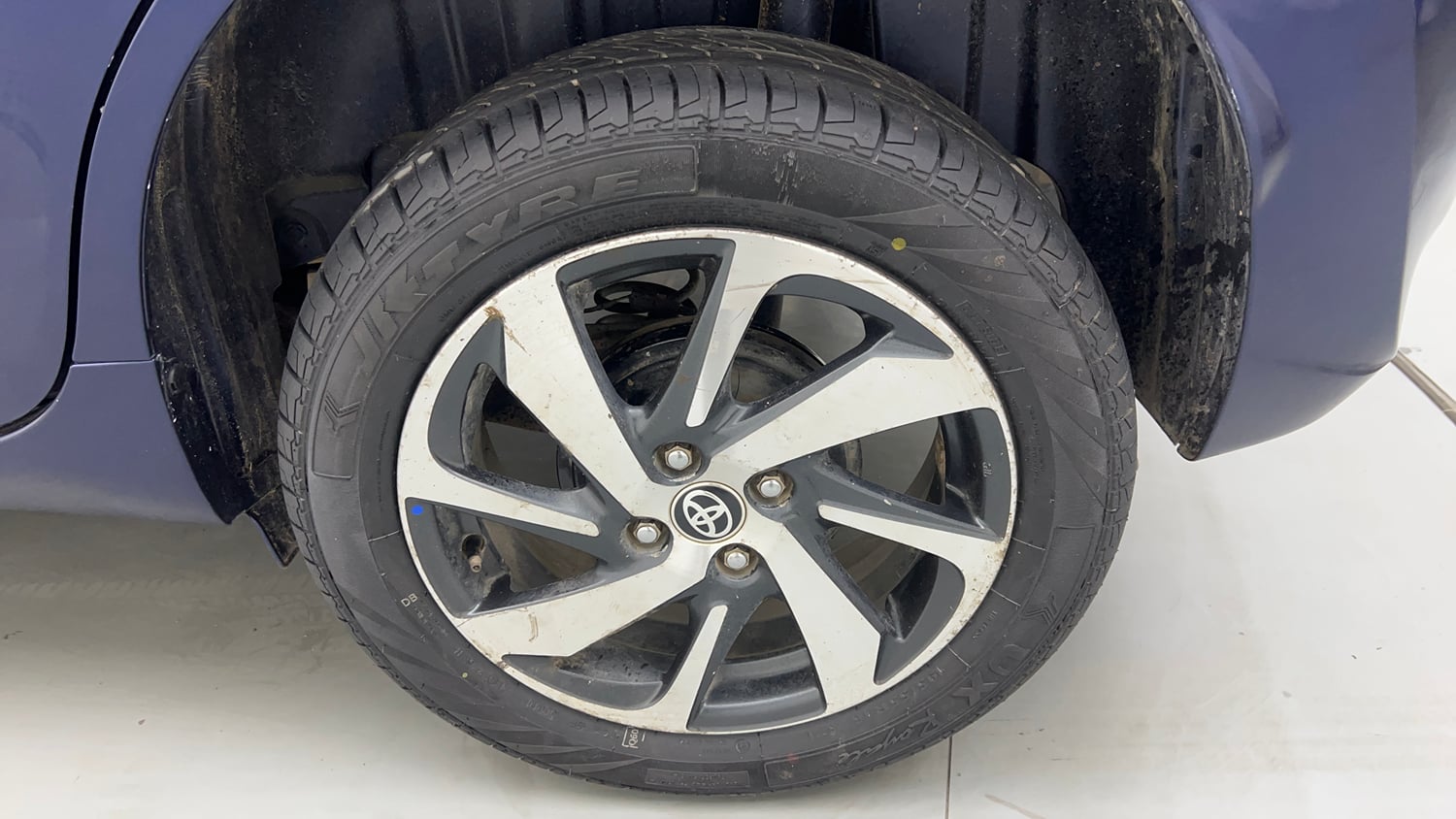 Used 2023 Toyota Glanza G Petrol Manual tyres LEFT REAR TYRE RIM VIEW
