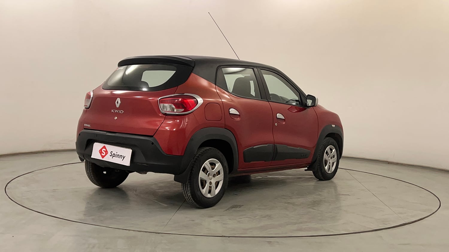 Used 2017 Renault Kwid RXT Petrol Manual exterior RIGHT REAR CORNER VIEW