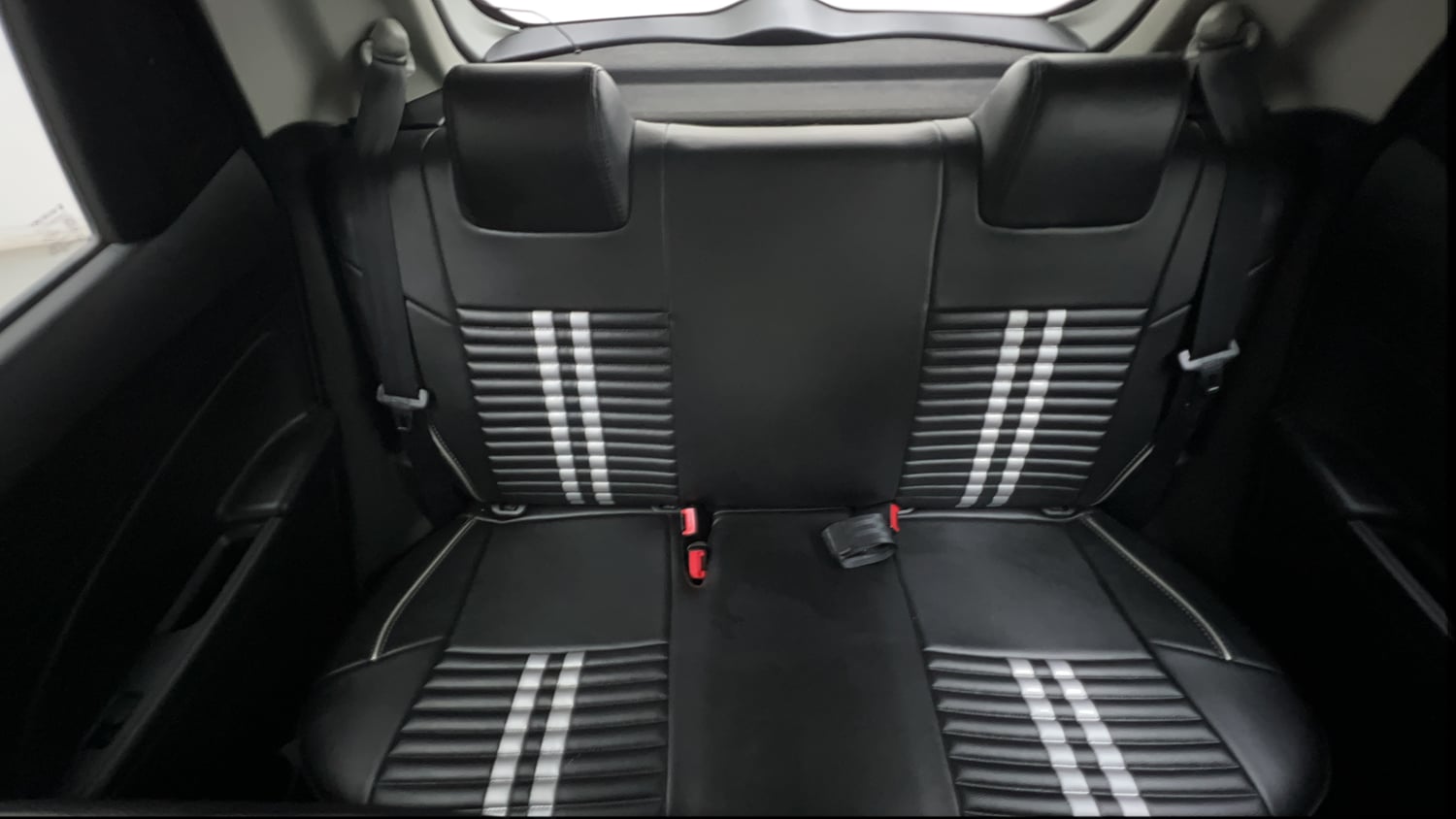 Used 2022 Maruti Suzuki Swift VXi Petrol Manual interior REAR SEAT CONDITION VIEW