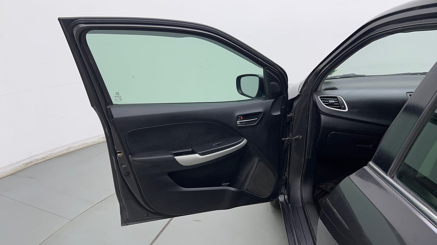 Used 2018 Maruti Suzuki Baleno Zeta 1.2 Petrol Manual interior LEFT FRONT DOOR OPEN VIEW