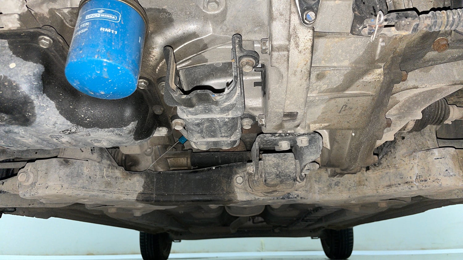 Used 2017 Hyundai Grand i10 Sportz 1.2 Kappa VTVT Petrol Manual extra FRONT LEFT UNDERBODY VIEW