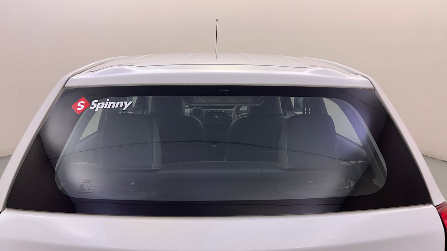 Used 2013 Toyota Etios Liva G Petrol Manual exterior BACK WINDSHIELD VIEW
