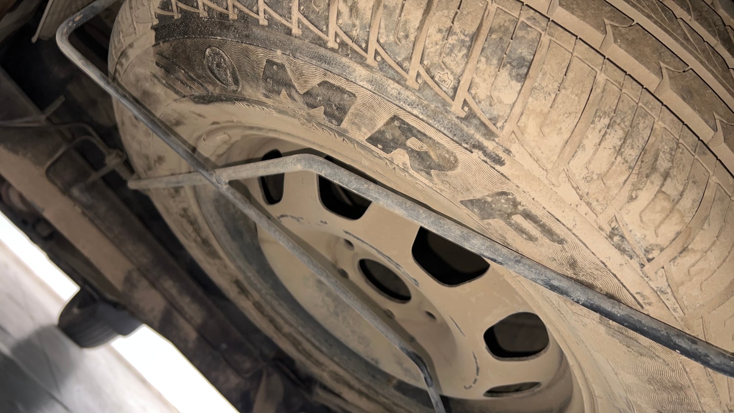 Used 2017 Renault Duster RXS CVT Petrol Automatic tyres SPARE TYRE VIEW